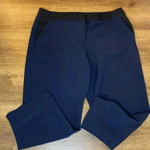 Worthington Modern Fit Women’s 12 Navy Capri Pants - Picture 1 of 8